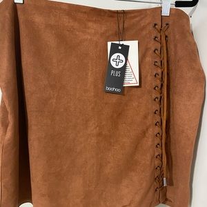 BooHoo Plus Suede Mini Skirt
